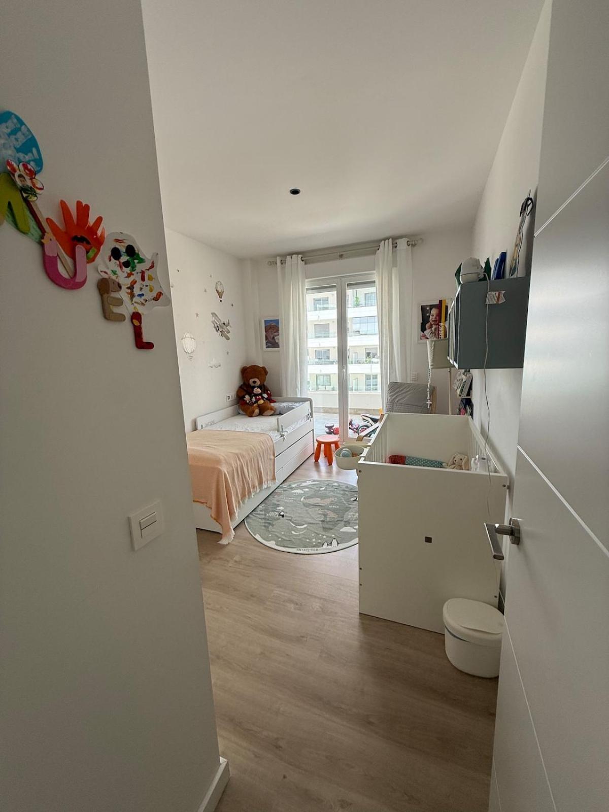 Spacious And Bright Only In August - Espacioso Y Luminoso Disponible Solo En Agosto Marbella